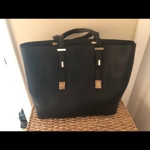 India Hicks Solitaire - Black, Never Carried
